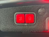 Mercedes-Benz C Class 2.0 C300d AMG Line (Premium Plus) Saloon 4dr Diesel G-Tronic+ Euro 6 (s/s) 52