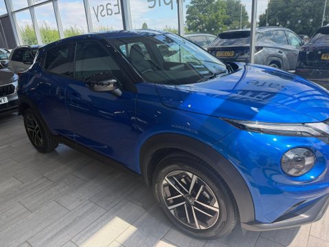 Nissan Juke 1.0 DIG-T N-Connecta Euro 6 (s/s) 5dr 3