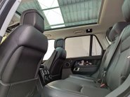 Land Rover Range Rover 3.0 Range Rover Vogue SDV6 Auto 4WD 5dr 43