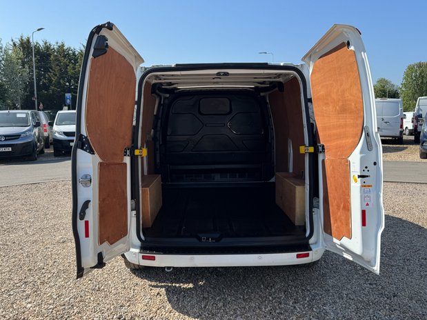 Ford Transit Custom SWB L1H1 [SOLD MT] Low Roof Limited 280 Air Con Alloys Camera Sensors EURO 8