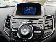 Ford Fiesta TITANIUM 24