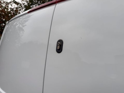 Ford Transit Custom 300 TREND P/V ECOBLUE 36