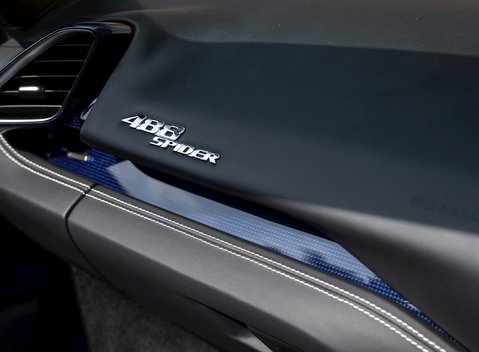 Ferrari 488 Spider 22