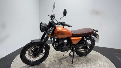 Mash Seventy 125CC 2022 5