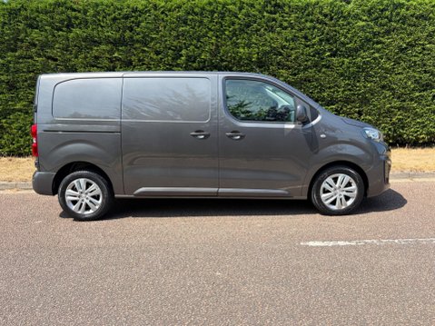 Peugeot Expert 2.0 BlueHDi 1400 Professional Plus Standard Panel Van MWB Euro 6 (s/s) 6dr 3