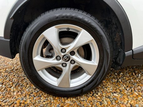 Toyota C-HR 1.2 VVT-i Icon Euro 6 (s/s) 5dr 14