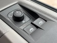 MAN TGE 3.180 4Motion Standard Hr DCIV - DSG Auto - 5 Seats 40