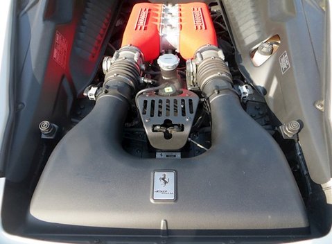 Ferrari 458 Italia 2