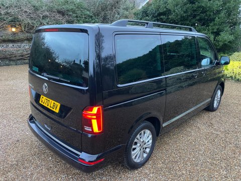 Volkswagen Caravelle 2.0 TDI Executive MPV 5dr Diesel DSG Euro 6 (s/s) (150 ps) 16