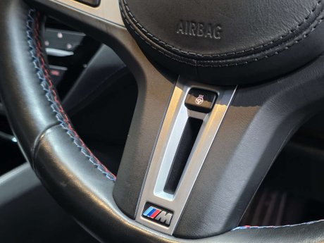 BMW M5 4.4 V8 GPF Saloon 4dr Petrol Steptronic xDrive Euro 6 (s/s) (600 ps) 36