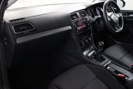 Volkswagen Golf S TDI 34