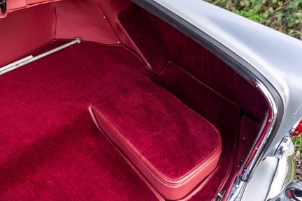 Bentley S2 Continental Drophead 35