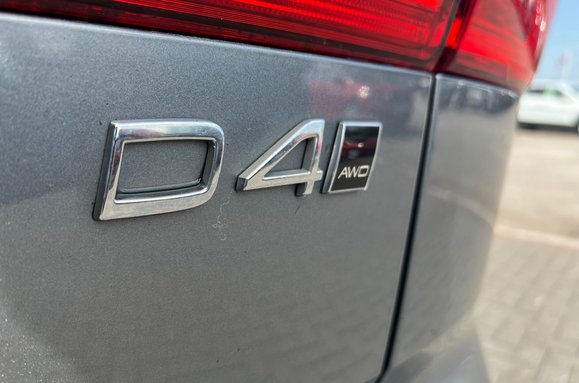 Volvo XC60 D4 MOMENTUM AWD AUTO 14