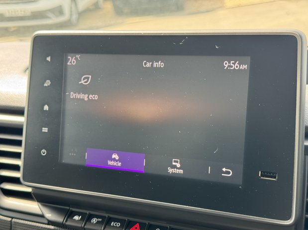 Renault Trafic LWB L2H1 [SOLD KH] Low roof Advance LL30 Aircon Sensors EURO 6 34