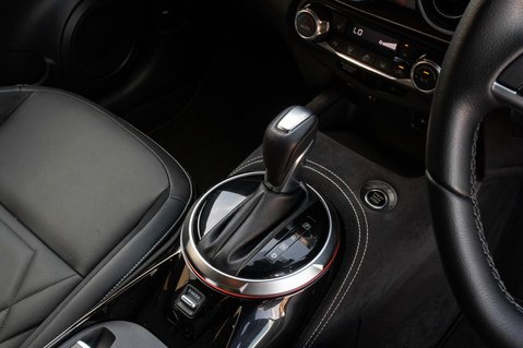 Nissan Juke DIG-T TEKNA PLUS DCT 31