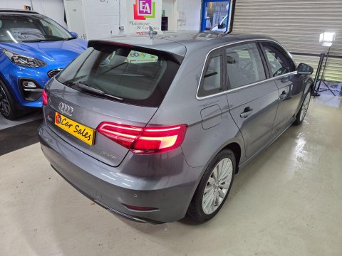 Audi A3 1.4 TFSI e-tron Sportback e-S Tronic Euro 6 5dr 8.8kWh 2