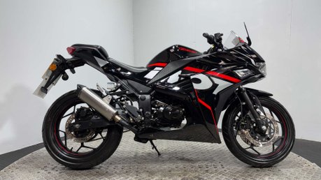 Yamasaki Ym 2023 ONLY 3K 50CC GEARED 50CC NEW MOT SERVICED SPORTS BIKE 1
