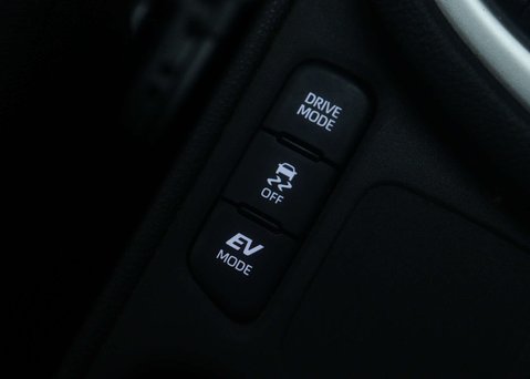 Toyota Yaris 1.5 Yaris Icon HEV CVT 5dr 28