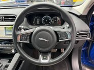 Jaguar F-Pace 2.0 P300 R-Sport SUV 5dr Petrol Auto AWD Euro 6 (s/s) (300 ps) 35