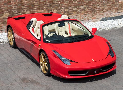 Ferrari 458 Spider 8