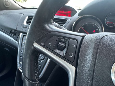 Vauxhall Mokka 1.6 Mokka Exclusive CDTi ecoFLEX S/S 5dr 24