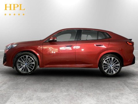 BMW iX2 20 66.5kWh M Sport SUV 5dr Electric Auto eDrive (11kW Charger) (204 ps) 1 O 4
