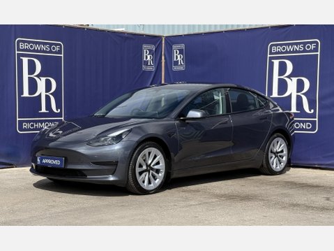 Tesla Model 3 Saloon 4dr Electric Auto RWD (241 bhp) 9