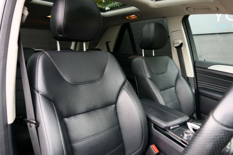 Mercedes-Benz GLE 2.1 GLE 250 D 4Matic AMG Line Premium Auto 4WD 5dr 4