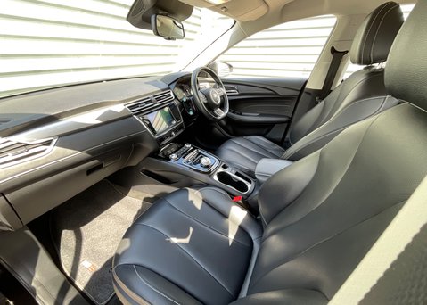 MG MG5 EV 61kWh EXCLUSIVE 16