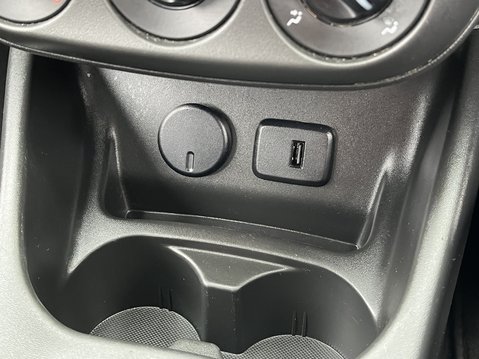 Vauxhall Corsa 1.4 ecoFLEX Energy 5dr [AC] 31