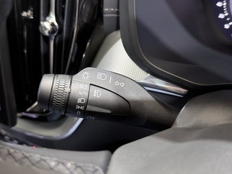 Volvo XC60 B5 ULTRA BLACK EDITION AWD 38