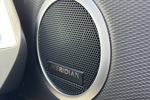 Land Rover Discovery D300 R-Dynamic HSE MHEV Panel Van 29