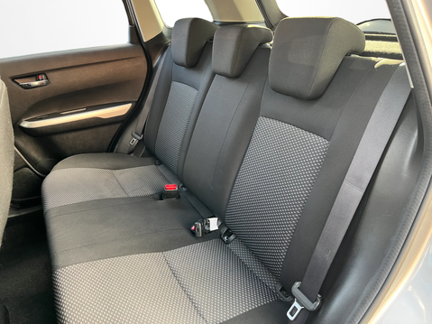 Suzuki Vitara 1.6 SZ-T 5dr 37