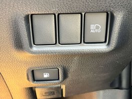 Toyota C-HR 1.8 C-HR Icon HEV CVT 5dr 54