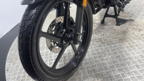 Yamaha YS125 2018 ONLY 5K GREAT CONDITION 125CC LEARNER LEGAL COMMUTER BIKE 9