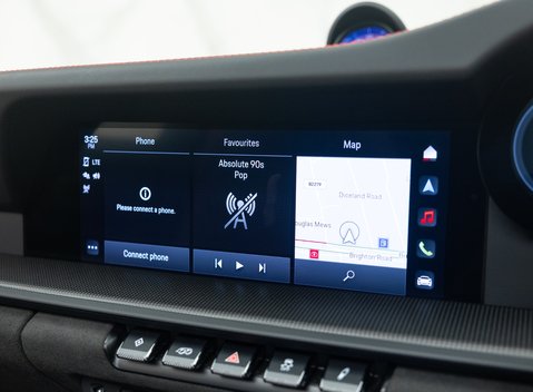 Porsche 911 Targa 4 GTS (992) 26