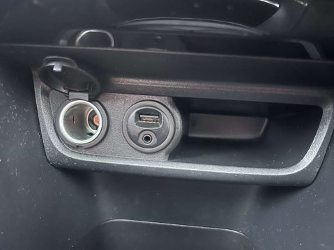 Peugeot 2008 1.6 2008 Allure e-HDi 5dr 29