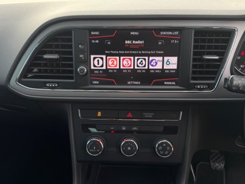 SEAT Leon 1.2 TSI SE Dynamic Technology Euro 6 (s/s) 5dr 11