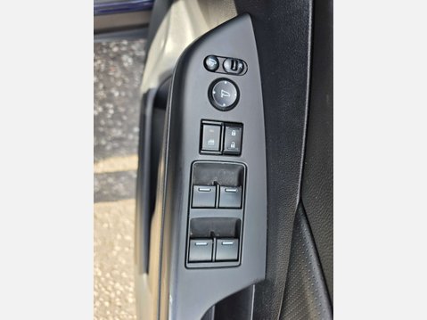 Honda CR-V 2.0 CR-V EX i-VTec Auto 4WD 5dr 69