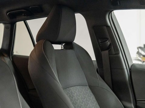 Toyota Corolla 1.8 VVT-h Design Touring Sports 5dr Petrol Hybrid CVT Euro 6 (s/s) (122 ps) 50