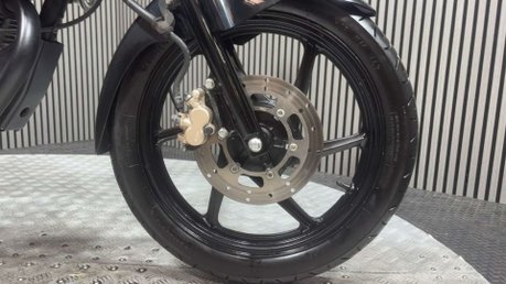 Honda CBF125 CBF125 2012 ONLY 6K MOT SERVICED ICONIC LEARNER BIKE 125CC 35