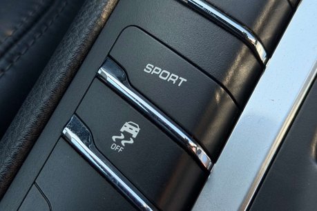 Porsche Macan 3.0 TD V6 S SUV 5dr Diesel PDK 4WD Euro 6 (s/s) (258 ps) 58