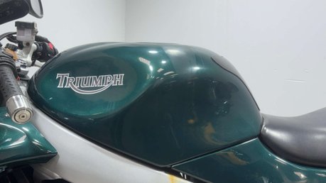 Triumph Sprint 2005 955 CC PROJECT BIKE SPORTS TOURER ONLY 25K 17