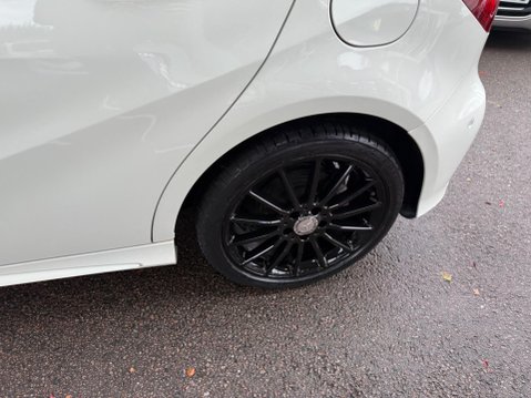 Mercedes-Benz A Class 2.1 A200d AMG Line (Premium) 7G-DCT Euro 6 (s/s) 5dr 23
