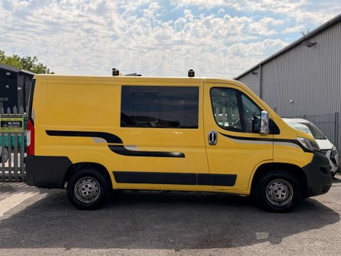 Peugeot Boxer 2 BERTH CAMPER CONVERSION ROCK N ROLL BED 2.2 Boxer 333 L1H1 HDi 27