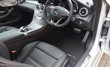 Mercedes-Benz C Class C63 Coupe Premium 15