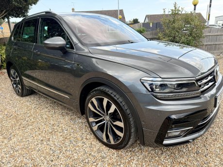 Volkswagen Tiguan 2.0 BiTDI R-Line DSG 4Motion Euro 6 (s/s) 5dr 9