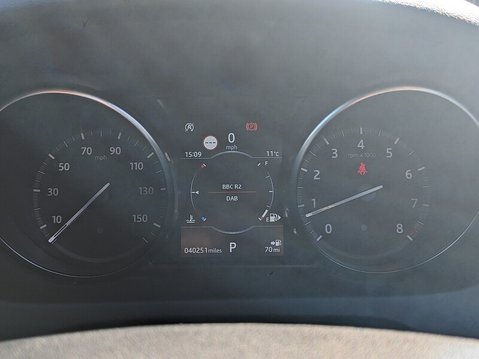 Land Rover Discovery Sport SI4 HSE DYNAMIC LUXURY 30