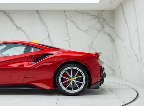 Ferrari 488 Pista 43