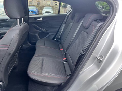 Ford Focus 1.0T EcoBoost MHEV ST-Line Edition Euro 6 (s/s) 5dr 15